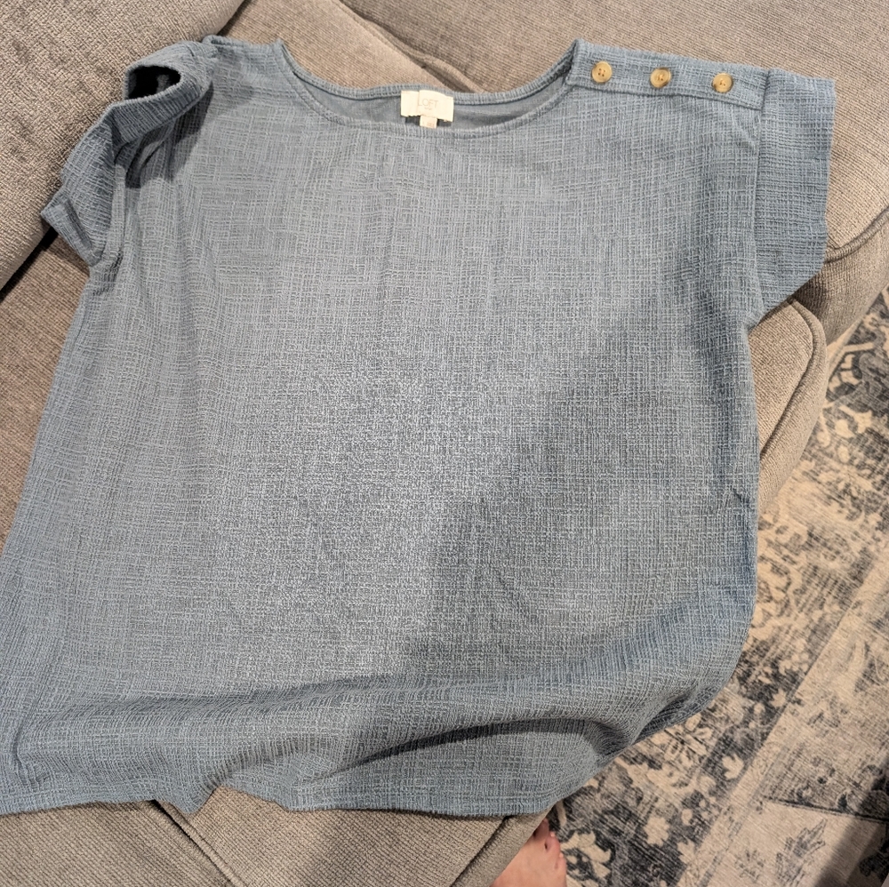 Ann Taylor loft tee